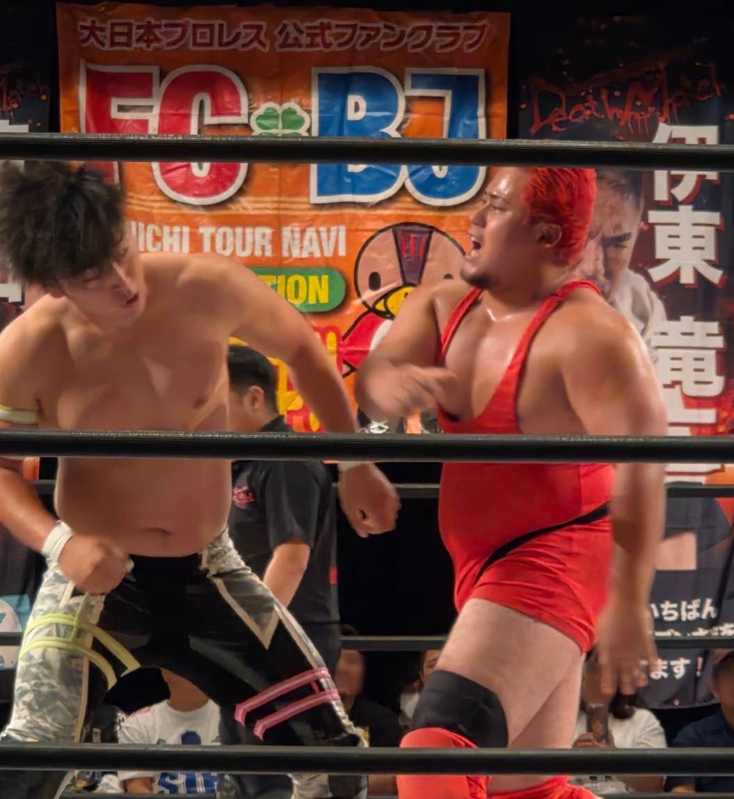neko_____basu's tweet photo. 2026.09.27  今池ガスホール
#bjw #浅倉幸史郎 

バチバチの激闘やった……！🔥
ほぼほぼお写真ブレてしまってる🥲 https://t.co/J9tOHxoL7h