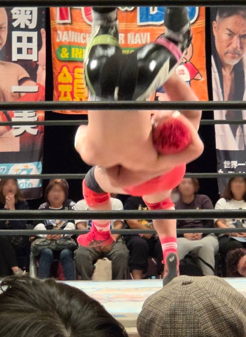 neko_____basu's tweet photo. 2026.09.27  今池ガスホール
#bjw #浅倉幸史郎 

バチバチの激闘やった……！🔥
ほぼほぼお写真ブレてしまってる🥲 https://t.co/J9tOHxoL7h