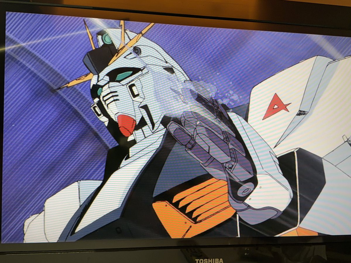 Toshiann3's tweet photo. おっ、テレビつけたら、あるチャンネルで〝逆シャア〟やってる🤔
ついつい観てしまうのよね〜🥰
エンディング楽しみ〜🥰🥰
#逆シャア
#BS12
#BEYONDTHETIMEメビウスの宇宙を越えて https://t.co/rsVdn0suW7