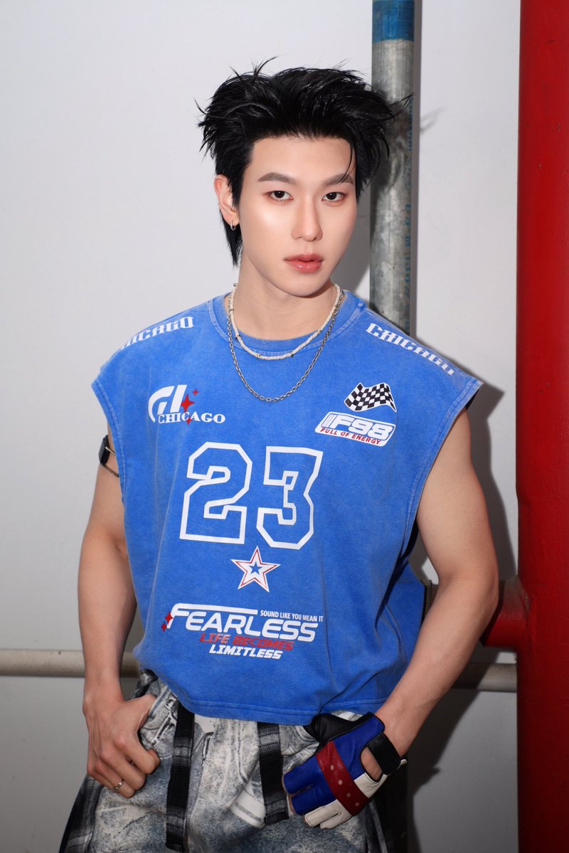 OPENLABEL_TH's tweet photo. Blue, blue, blue, blue
I'm falling right into
You, you, you, you
You make me so blue ~ 💙🤍

⚞^. .^⚟

MITRTIMEVol3 x OFFROAD
#ออฟโรดมิตรTimeที่มิตรทาวน์
#MITRTIMEVol3DAY2 
#มิตรTimeที่มิตรทาวน์ https://t.co/cSQNScZUJY
