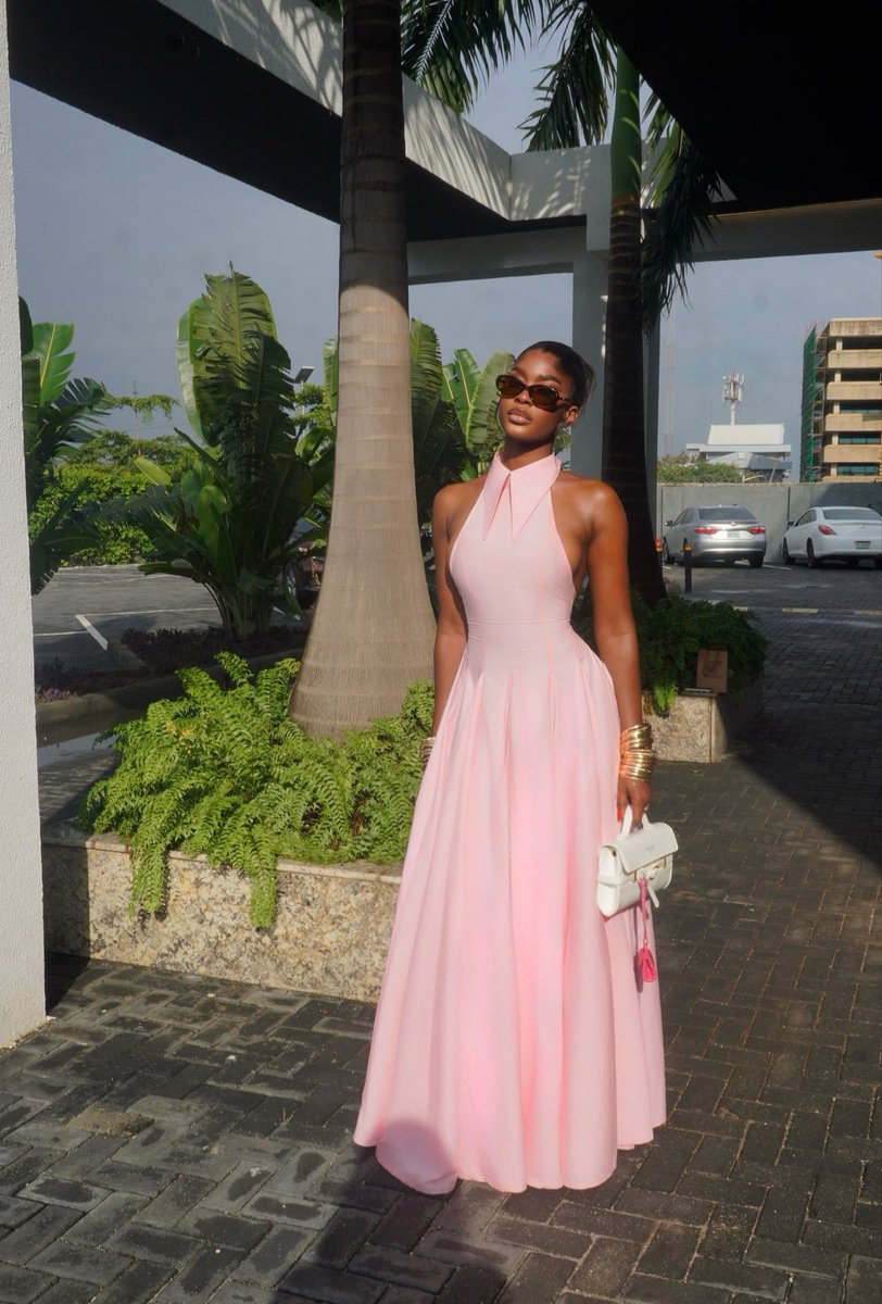 dede_ashiogwu's tweet photo. Bloom season 🌸💕 https://t.co/wPZgPJNbZ1