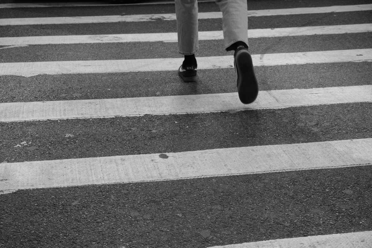 NYCPhotomaker's tweet photo. Floods
#streetphotography #studyofthestreet https://t.co/D0lyTjhkX1
