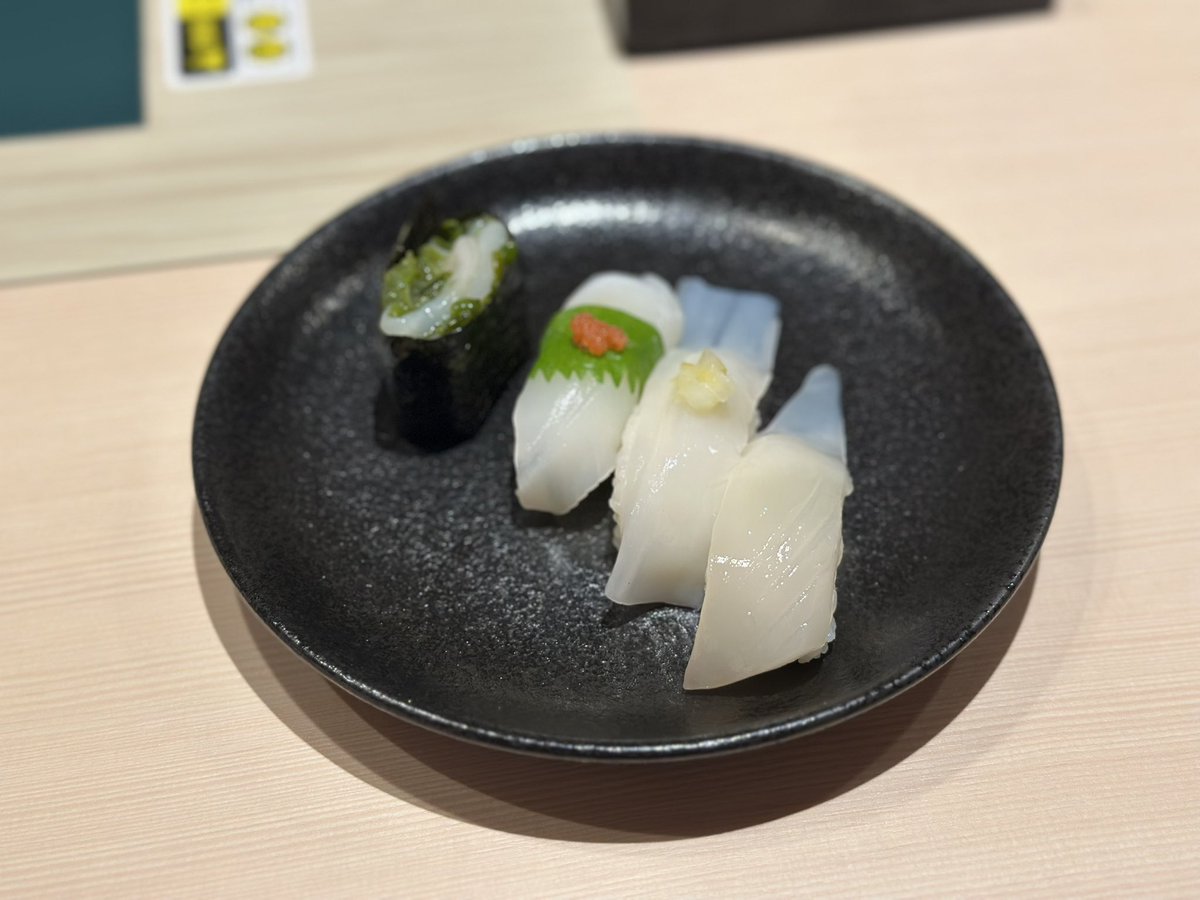 I_N_M_FF14's tweet photo. お寿司欲が満たされた🍣
食べるのに夢中で全然写真撮ってなかった💦 https://t.co/ytUC6uk4i6