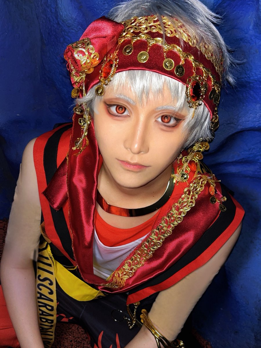 service_ended_'s tweet photo. 瞳に映るはお前の主
 #Dハロ仮装 #Dハロツイステ https://t.co/GJ1XOxX4gS