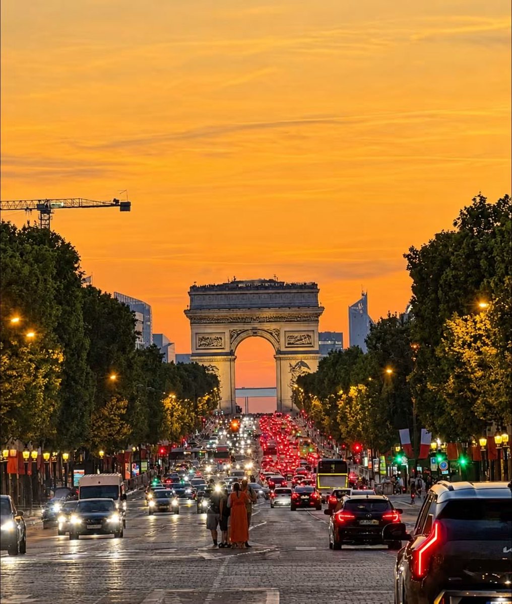 WildscapeWonder's tweet photo. Paris, France 🇫🇷 https://t.co/gkYVswgQTb