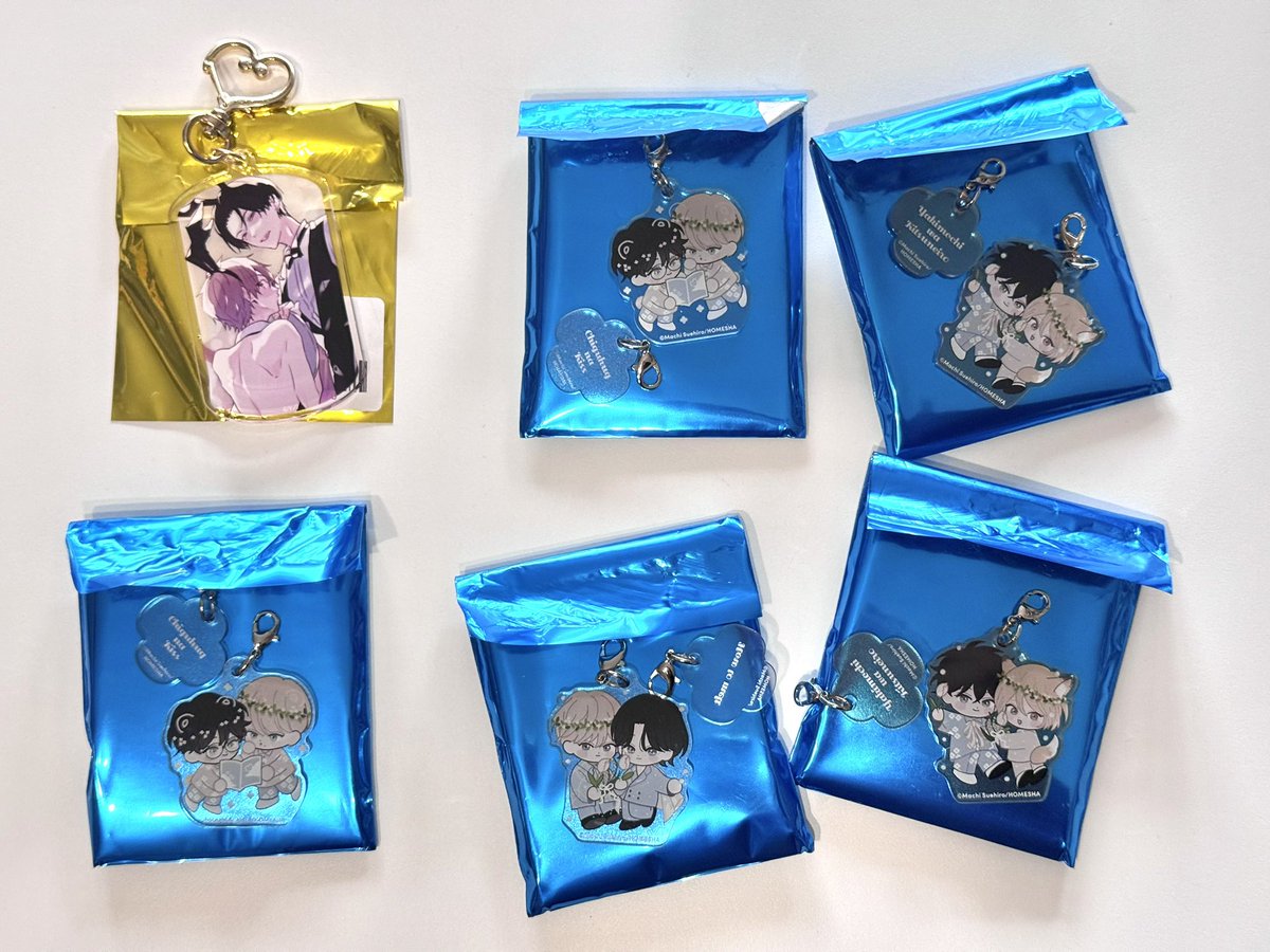 imstacystacy's tweet photo. For eng speaking girls (bc my Japanese is pathetic) who going to BL Tokyo meet up Oct 3 or https://t.co/0S88oCUWV7 60 Oct 4 (I will be early at the spot so we can meet before the event). 

❗️Comment if you’re sure you’ll be able to purchase. Valid only today, I’ll leave tomorrow. https://t.co/X0ie8DJYl0