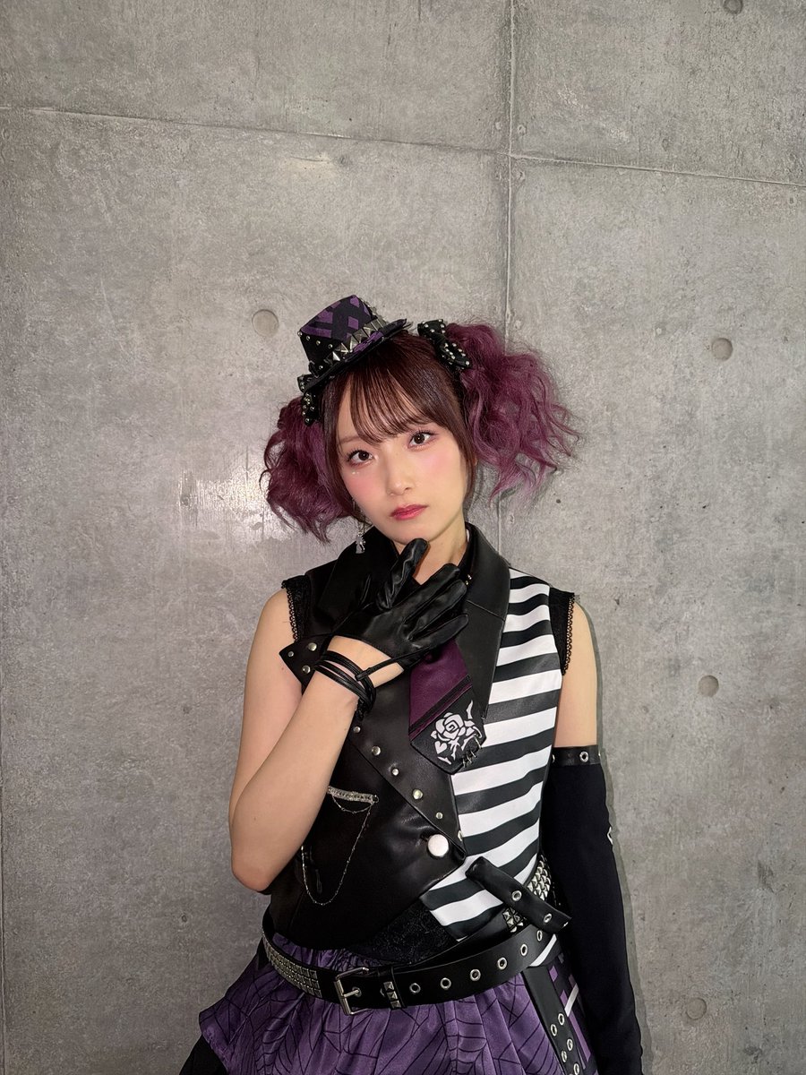 s_schisa's tweet photo. #シャニマスソロライブMSP_day2
ありがとうございました！！☺️
素敵な衣装とヘアメイクのおかげで、ライブでは摩美々に近づく事が出来ています！特大の感謝を！！✨✨✨✨ https://t.co/K1c2420HpR