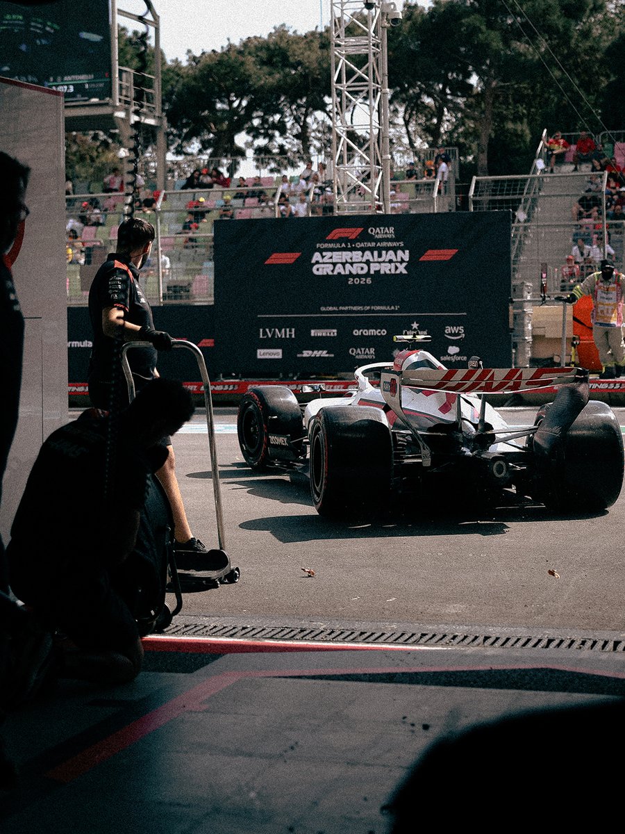 HaasF1Team's tweet photo. Simply Baku-tiful 📸

#HaasF1 #F1 #AzerbaijanGP https://t.co/VTY5pZ05Qp