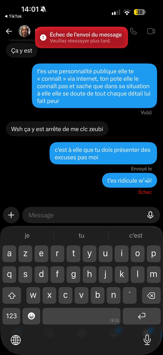 MisaaLunaa's tweet photo. PTDRRRR il m’a bloqué c’est VRAIMENT une sous merde w’الله https://t.co/Z8YOUrTlrf