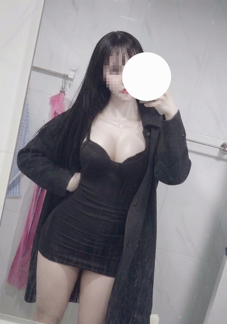 CDYoong's tweet photo. #男の娘 #시디 #크로스드레서 #여장 #crossdresser #섹트 #보추

외출 가쟈 ❣️ https://t.co/jTLU6TWcxv
