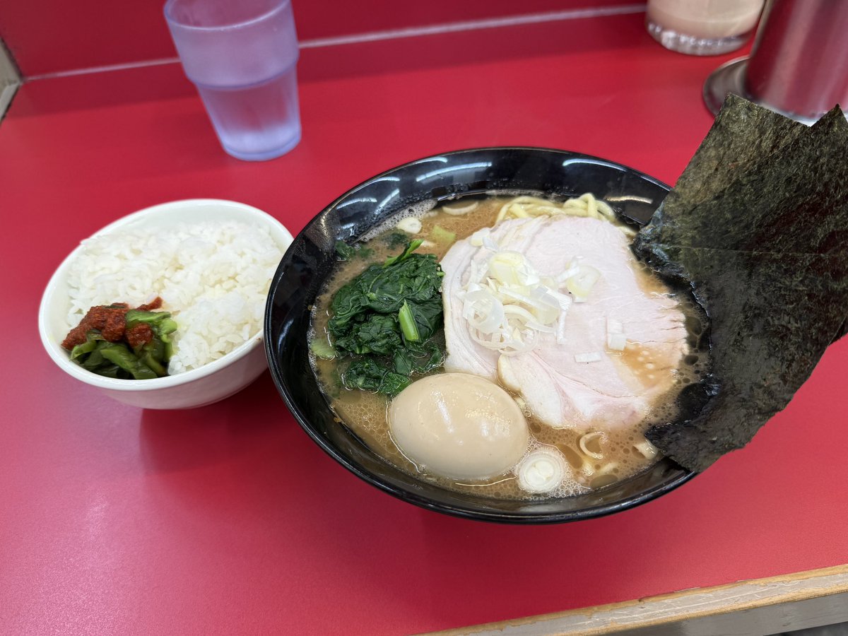 susuru_tv's tweet photo. 夜の宮里家、あまりに最高すぎた。
ウマスギィ！ https://t.co/x3fYOIL5ql