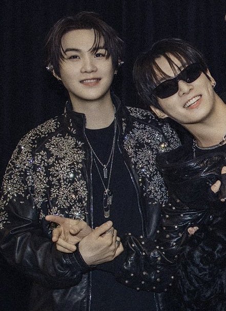 yoonkookify's tweet photo. https://t.co/sdC1lGfIxl