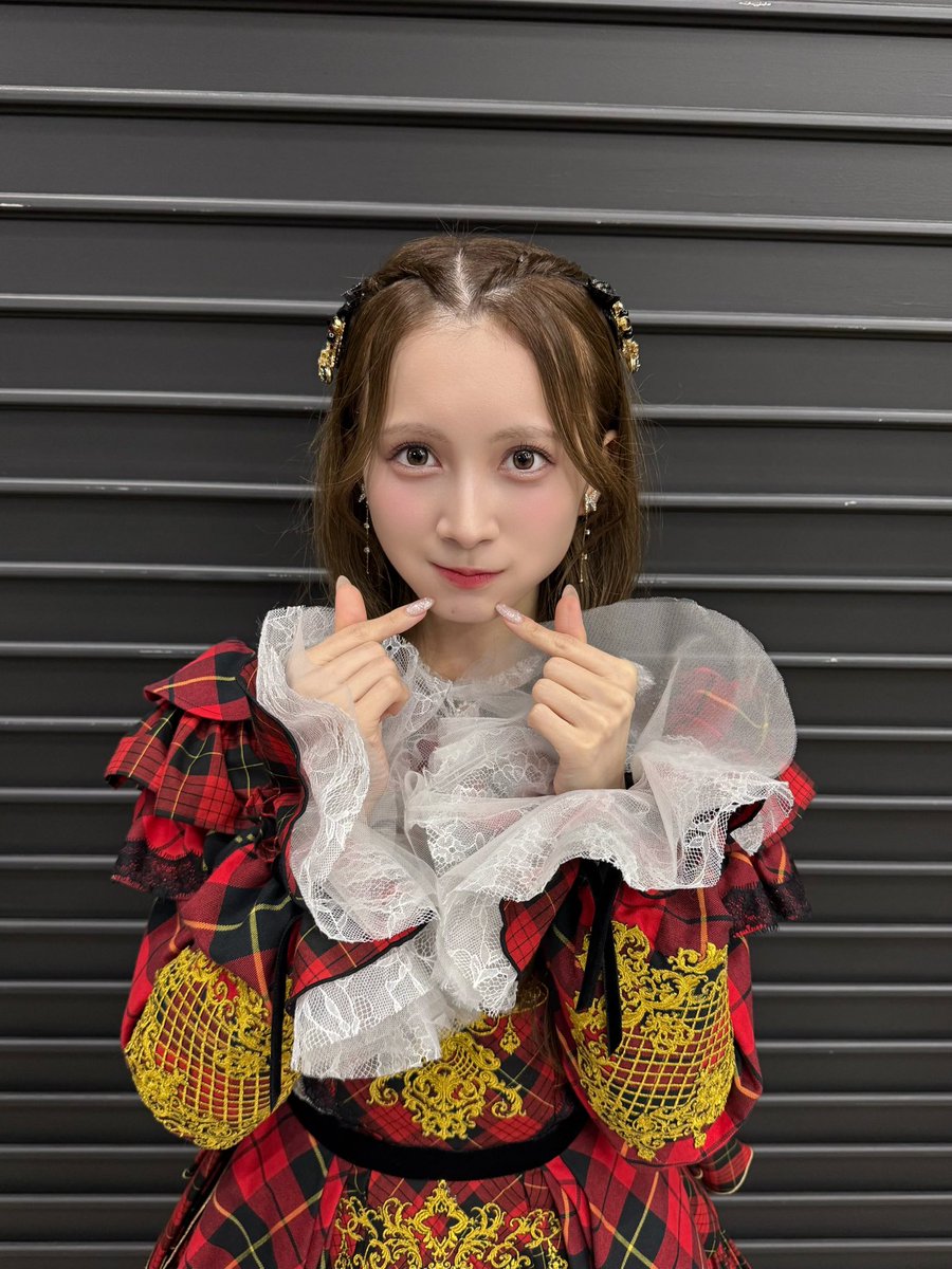 miyuu_mizushima's tweet photo. 「#AKBサンコンコン」３公演目
ありがとうございました🎤✨

初の推し席コンサート！

大好きなファンの皆さんでいっぱいの客席は、
幸せで温かくて涙が止まりませんでした。

そんな皆さんに沢山の笑顔を届けられる
アイドルでありたいです✨

私を見つけてくれて応援してくれて本当に
ありがとう🫰 https://t.co/FVcfB4Wmoa