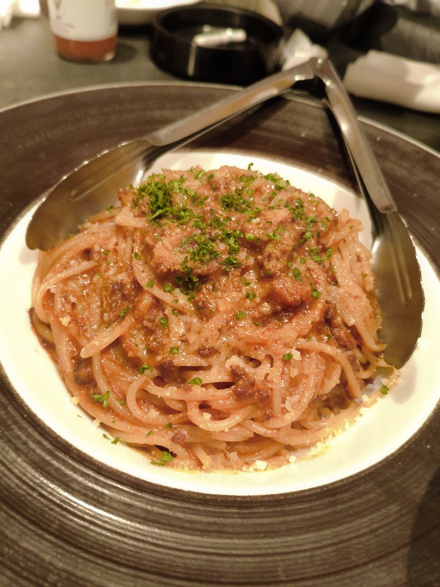 pitomi212's tweet photo. 昨日は札幌MOA会だった💖

いつも一緒に飲むダンス大好き元気MOAちゃんの息子ちゃんがテヒョンペンで、大阪参戦すると聞いてワクワクしたり…
ツアーどこ行く？？てみんなで話しててとっても楽しかった〜😍✨
しかし私は、最初のクラフトビール🍺で酔っ払って撃沈😇
お酒弱くなったなぁ…
早くまた会いたいなぁ〜〜