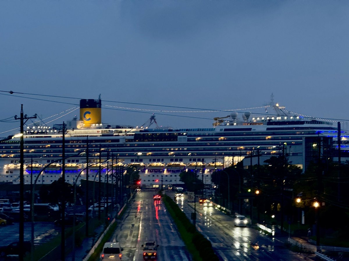 3776Ami's tweet photo. 今日は降ったり止んだり☂️の一日
おつかれさんちゃん🚢
日本🇯🇵選手の活躍に勇気と元気を
もらえる😊
女子100mH…🥇🥈2フィニッシュ
夢は諦めなければ叶う
おめでとー❕
#愛知名古屋2026
#OneAsiaCrew
#85スポーツ
さぁ〜明日から仕事がんばろ💪 https://t.co/TR3G1Q1YEh