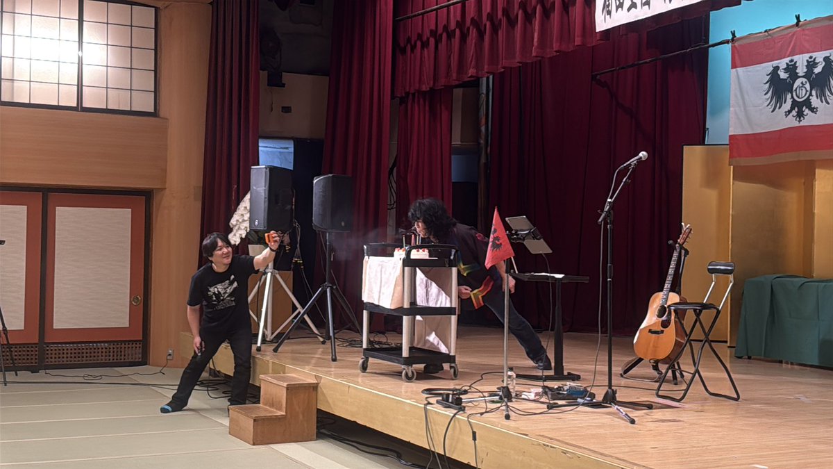 kanakoo_0718's tweet photo. ♨️ #福山王国　#湯けむり大騒動 ♨️

みなさんとたくさん触れ合う時間を作りたい、が今回のテーマでした🙌
目まぐるしくあっという間の2日間！
とっても楽しかったです✨

「一番星と君と」リクエスト1位で一緒に歌わせていただきありがとうございました🥰

カナーコもお邪魔しました🔮
休みとれます笑 https://t.co/Vp5RT89hy5