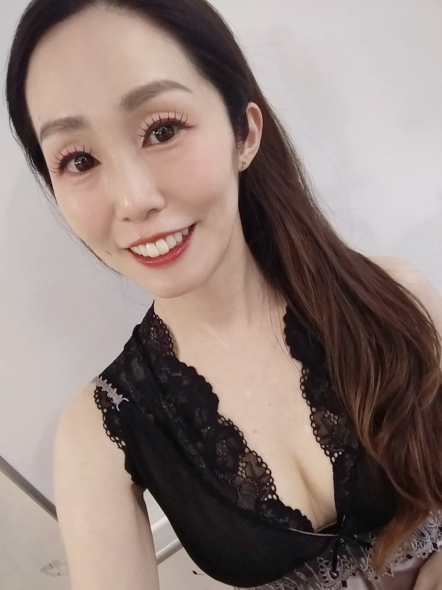 yu_ki_ayane's tweet photo. 書きたいことが沢山あるのですが
長くなるのでnoteの方で改めて書きます🤣
本日ご来場の皆様
本当にありがとうございましたっ！
初めましての方も
いつも来てくださってるみなさまも
本当にありがとうございました🫶
関わってくださったすべての皆様に感謝〜😭💗
ご縁に感謝🙇‍♀✨ https://t.co/3QwSAwn32n