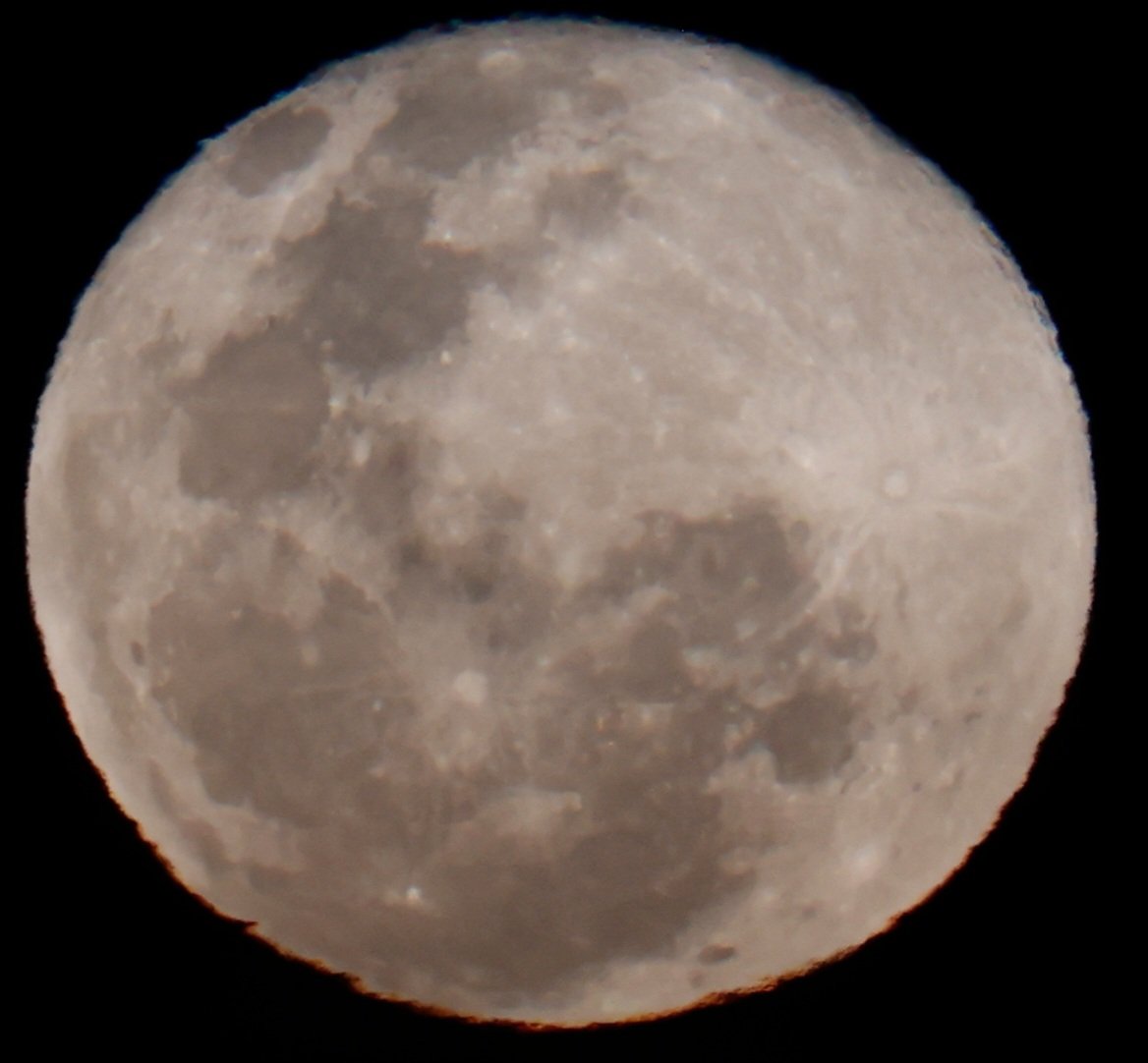 MichaelBabic6's tweet photo. Harvest moon day after . 27.09.2026 https://t.co/lJ6gTrW51x