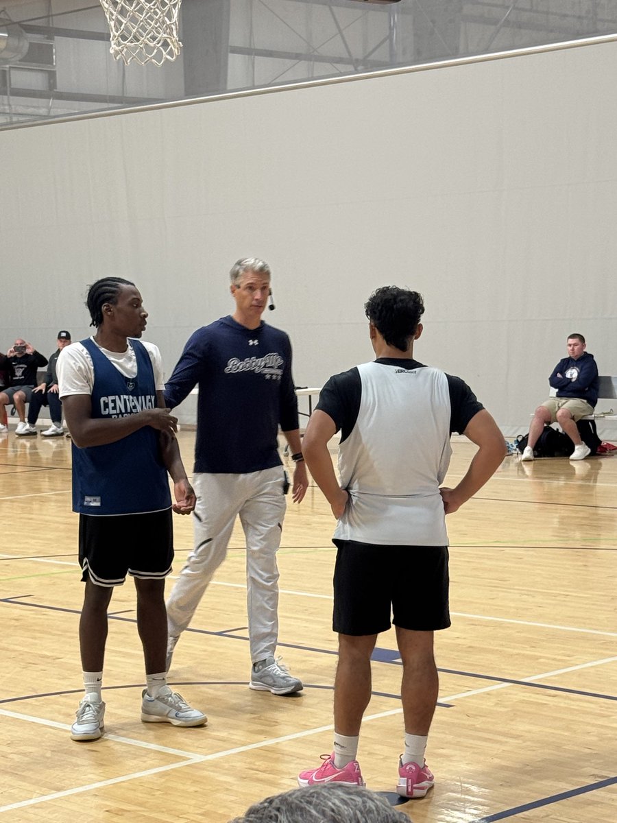 NJBCA_Official's tweet photo. NJBCA Coaches Clinic: Nearly 170 coaches in attendance! NJIT, Marist, VCU, Robert Morris, and NYU coaches came with a wealth of knowledge to share! https://t.co/iDLSRMivXP