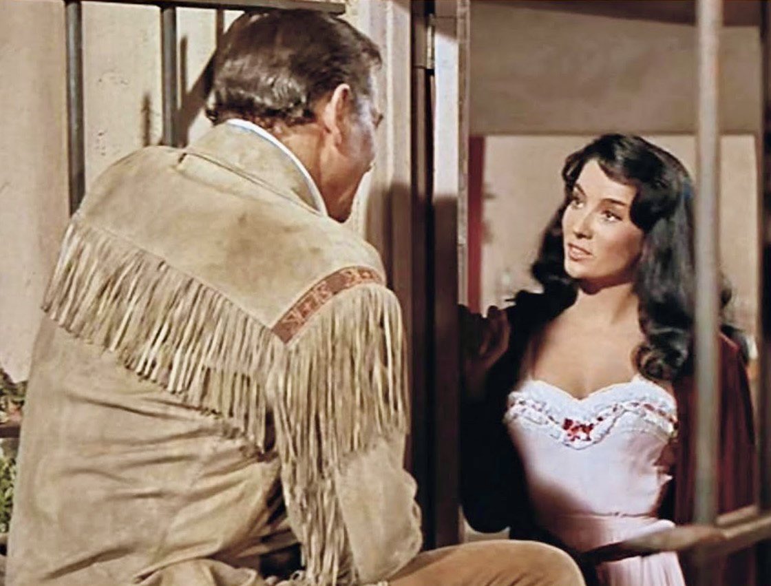 LvClassicFilms's tweet photo. Linda Cristal and John Wayne in #TheAlamo. https://t.co/X2UBq6xm5F