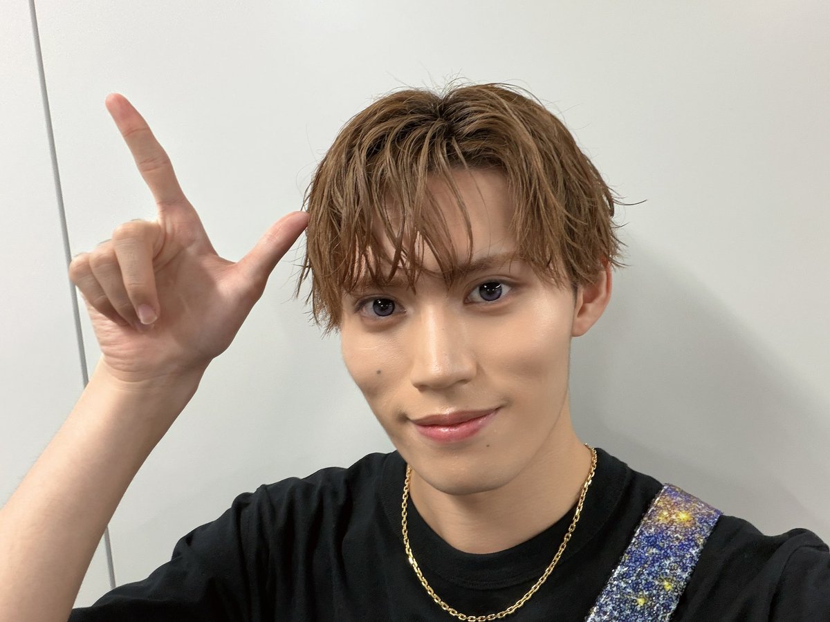 takubo_official's tweet photo. リリイベ愛知ありがとうございました！
雨の中みんなありがとう😭

素敵な週末を過ごしてくれてたら嬉しいです
満足！

#BUDDiiS 
#無限大LOVE https://t.co/MOMCAZ2bVj