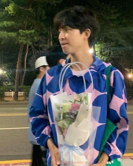 youremyheroz's tweet photo. 이때 홍경 진짜 무서울정도로 남친짤만 찍어냄 https://t.co/iYWRdLCcyM