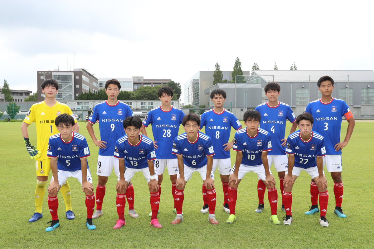 SyukyuCom's tweet photo. スクールコーチでアカデミーOBの横溝広太くん
ジャニアユースの練習試合のサポートしてくれました https://t.co/DqqZ0LVwn5