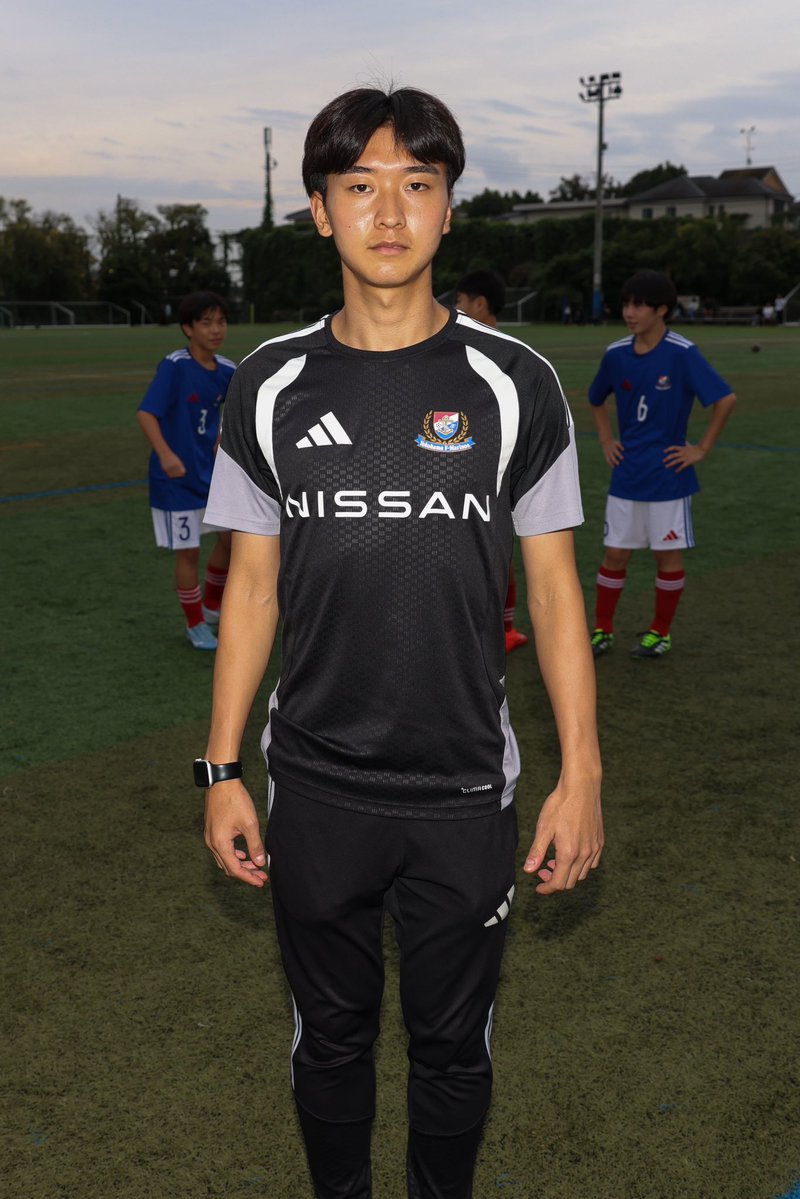 SyukyuCom's tweet photo. スクールコーチでアカデミーOBの横溝広太くん
ジャニアユースの練習試合のサポートしてくれました https://t.co/DqqZ0LVwn5