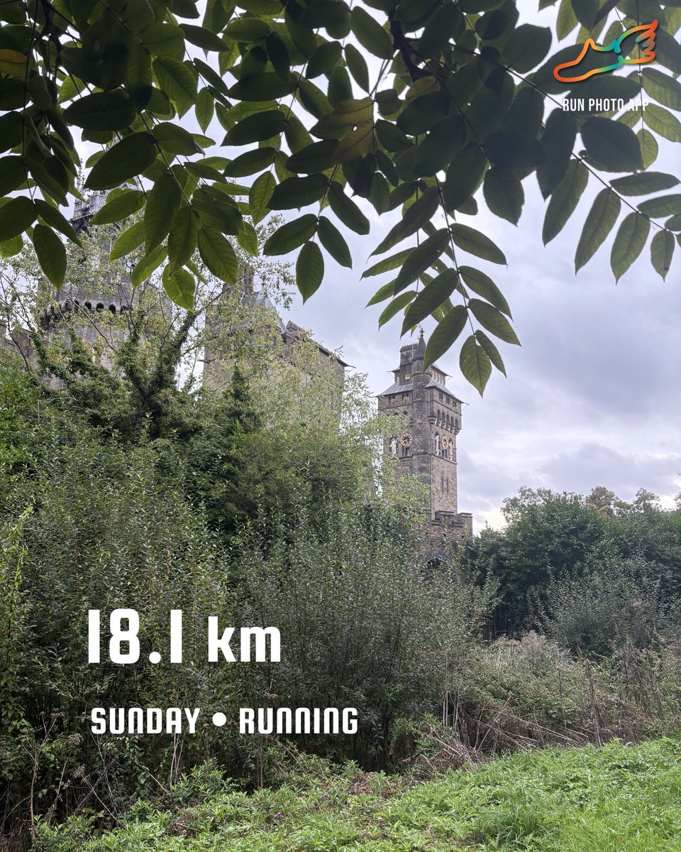 AWeltch's tweet photo. An 18k / 11 miles plod from Radyr to Cardiff Castle. Last long run before next week’s Cardiff Half Marathon. #oldmanrunning #cardiffrunning https://t.co/iik1DrX3ia
