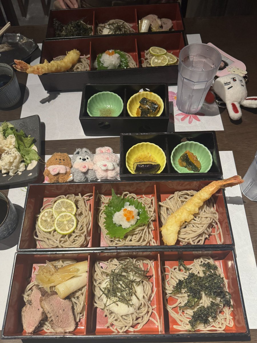 Sayunikv6's tweet photo. セブチの聖地のお蕎麦屋さん連れてってもらった🤭 https://t.co/TdsiyKu3oP