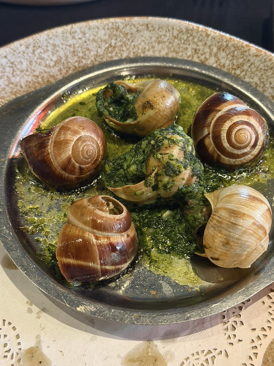 HCJ008's tweet photo. ホーチミン市内最後の昼食はフレンチ
ここは結構美味しいんです。
結構高いけど
#LeCorto https://t.co/UkVgGqALWq