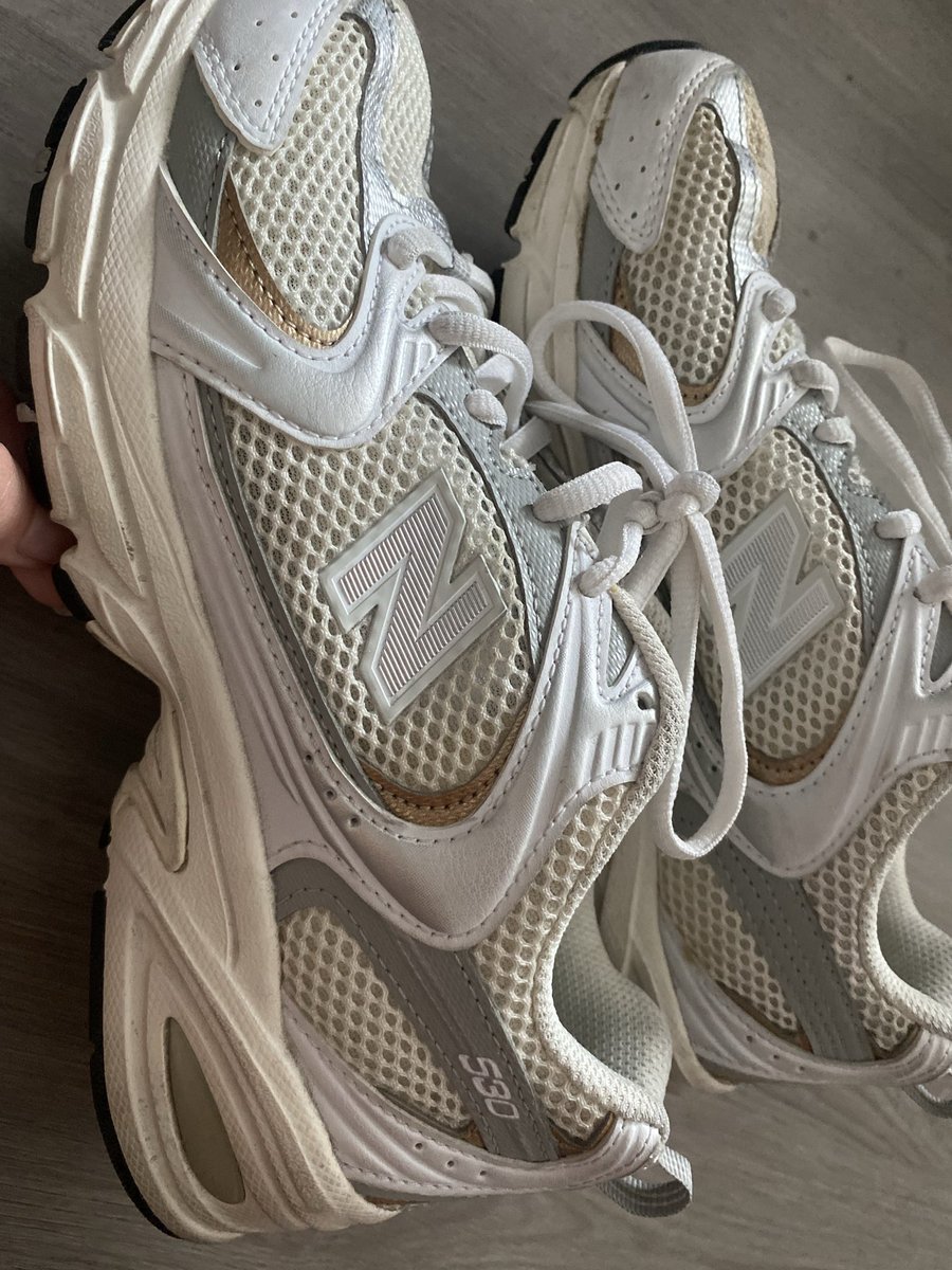 mfebzx's tweet photo. ส่งต่อ New Balance B-MR530Dam Size 23 cm ( EU 37.5) 1500฿ ส่งฟรี ใส่ไม่บ่อยค่ะ 

#ส่งต่อnewbalance #newbalance #ส่งต่อรองเท้า #ส่งต่อรองเท้ามือสอง #รองเท้ามือสอง https://t.co/Dyhnie0Hdi