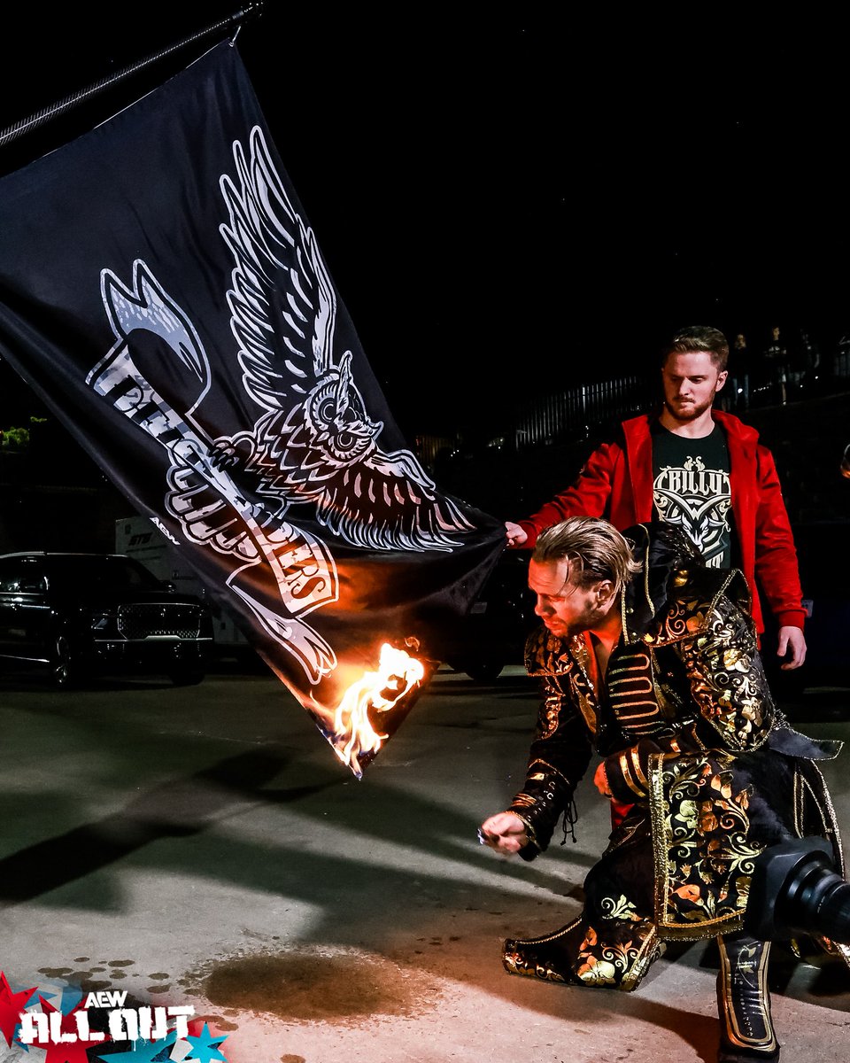 WillOspreay's tweet photo. V1

Thank you Chicago.
Thank you Jon.
Thank you for choosing AEW.

Tuesday 6th October, @AEW #GrandSlamFrance
- Adidas Arena

Vs Kazuchika Okada https://t.co/YOjLZ9t9QH