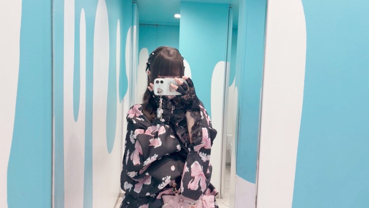 cure_nya_'s tweet photo. ブラックみたいな浴衣🎀🖤 https://t.co/Bv1oWrbGfx