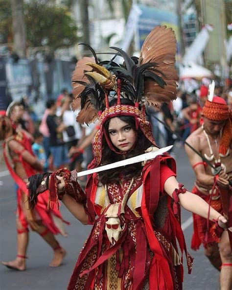 ax10zx's tweet photo. I'd like to joke that we are similar for -SEABLING- moment. Obviously there are differences, because we are not monolith. Yes, we are asians. Maritime SEAsians. 

Left (🇮🇩) Minahasan
Right (🇵🇭) Kalingan https://t.co/tUPqoFu7hO