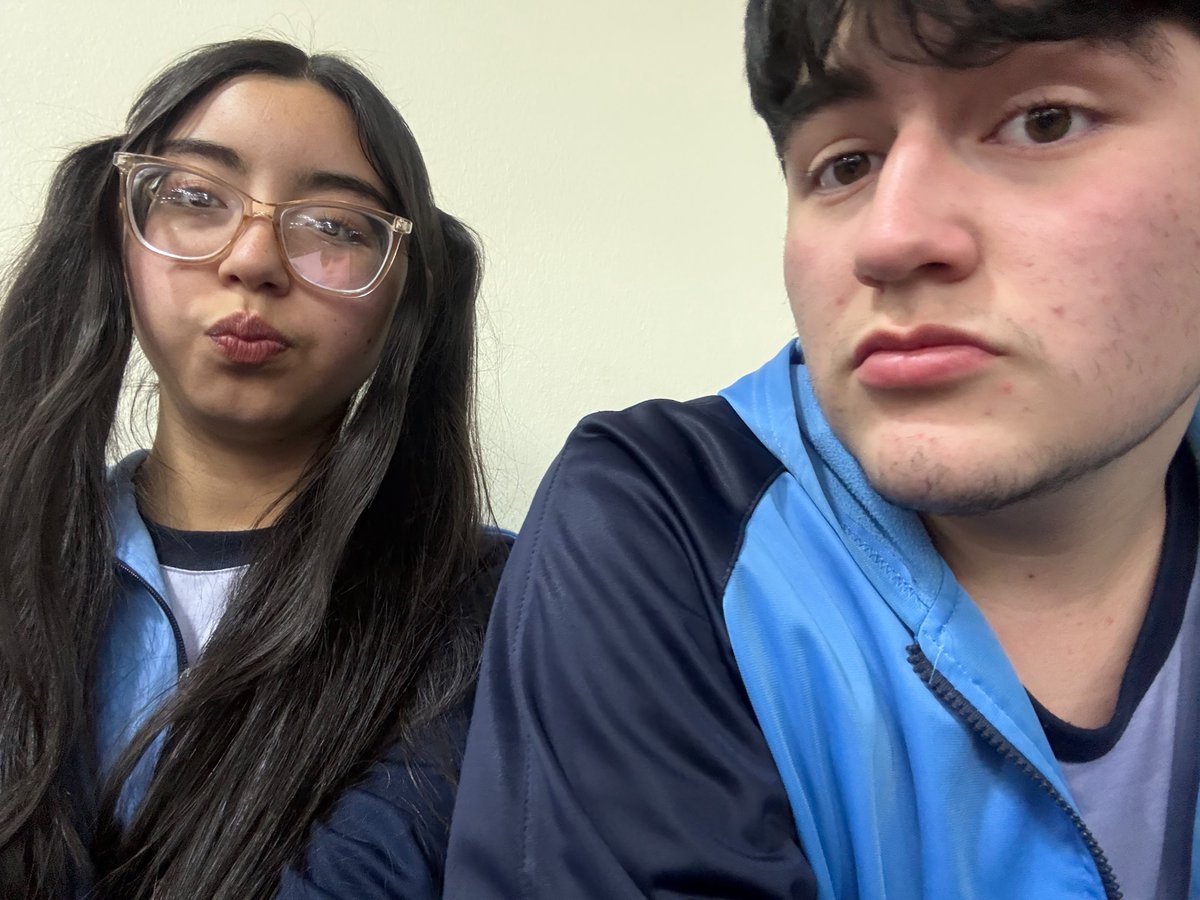 wishukie's tweet photo. kiero tener tiempo libre heowdljwkwjdkwkwje ziempre hago esa cara dbestupida https://t.co/dNXMbg8Llu
