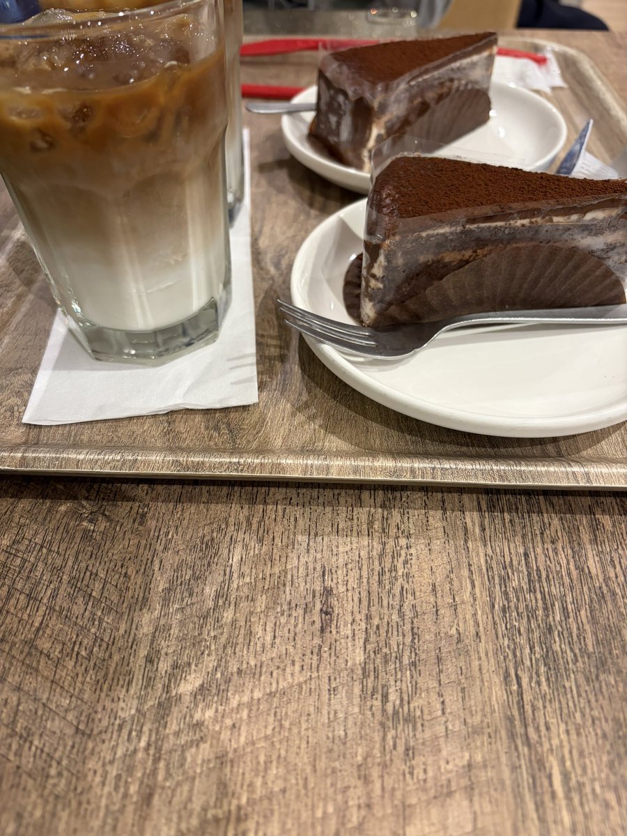 Mf0itx's tweet photo. デブ活😆

成人式
2年後😍予約完了！
ワクワク(っ ॑꒳ ॑c)ソワソワ🥺 https://t.co/53CdL9qgKw