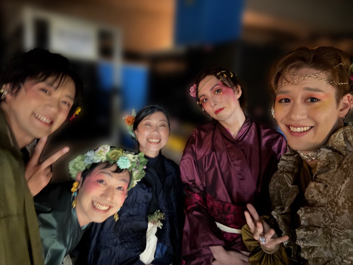 Shun10302's tweet photo. #ロミジュリOC
本日もたくさんのご来場本当に嬉しいです！！

明日は休演日です。
またあさってお会いしましょう🤩 https://t.co/sPht7r7hsv