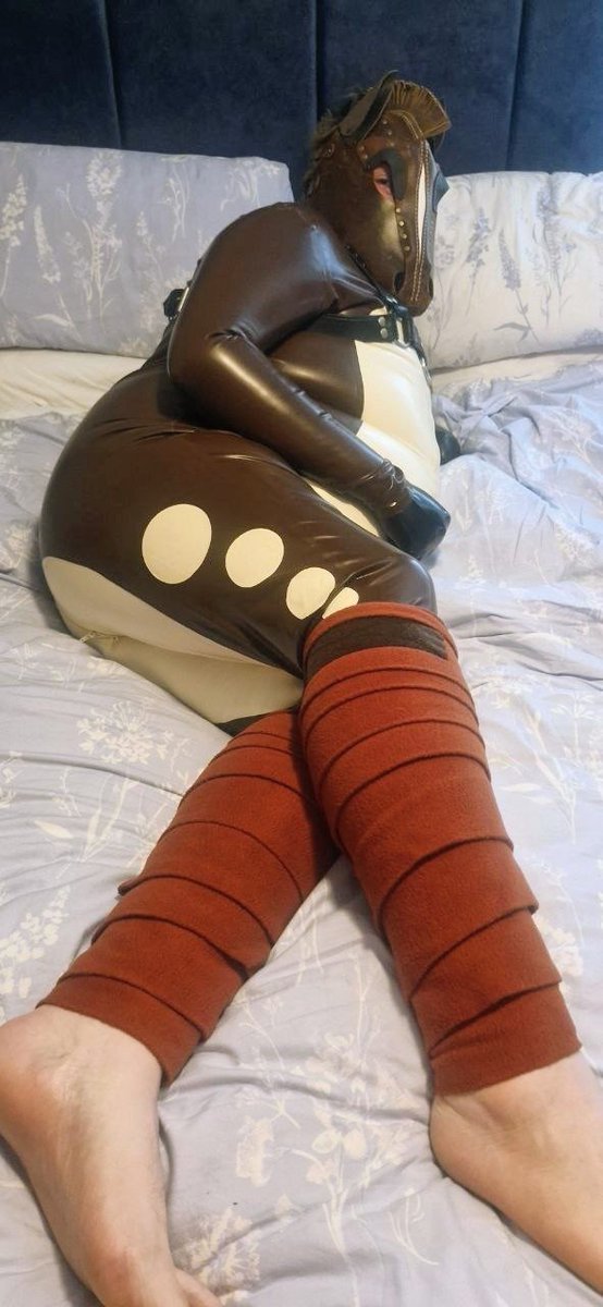 tank_pup's tweet photo. Being a rubbery hoss for @PokepupYuno https://t.co/4hdzzTHoqU