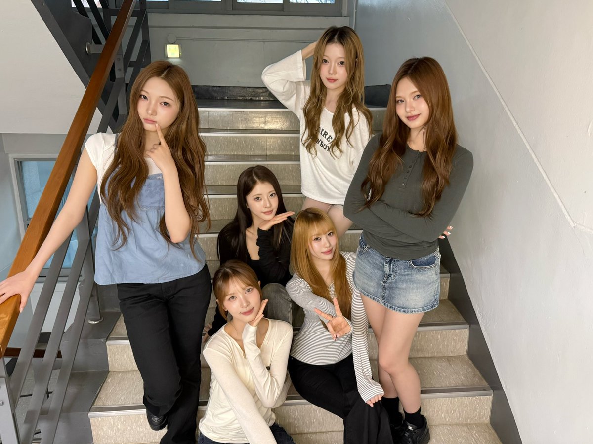 official_KIIRAS's tweet photo. [📸]

260923/260927 KIIRAS 2nd Single ‘TA TA’ 발매 기념 팬사인회 완료💘

연휴의 끝을 KIIVELY와 함께할 수 있어서 좋았어❤️
함께해줘서 고마워! 🫶🏻

#KIIRAS #키라스
#TATA #KIIRAS_TATA https://t.co/AhYwlXtpQD