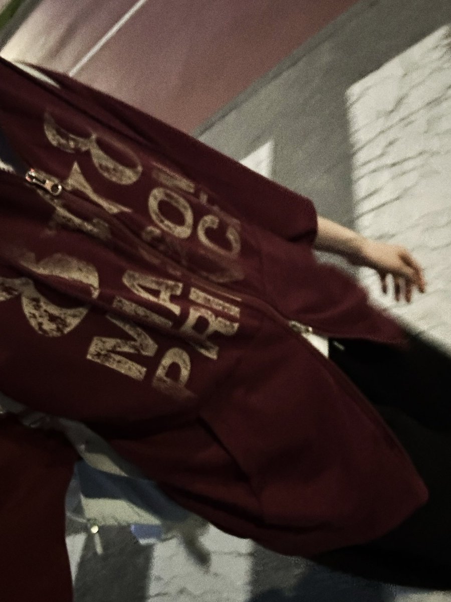 s3_ra00's tweet photo. 오늘 달 머선일이야🫪🌕 https://t.co/1MLwJS5S0q