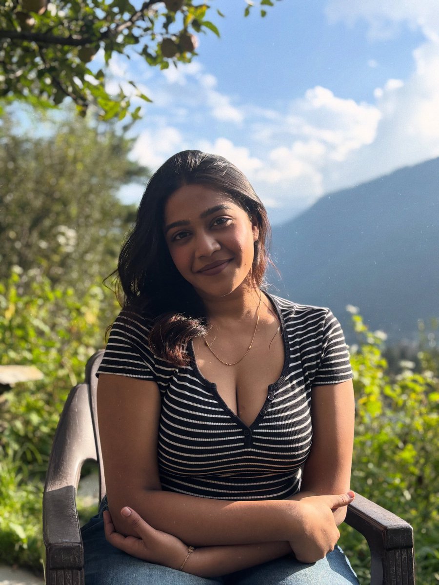 rahul_kiddohh's tweet photo. Othaaa🥵🥵🥵🥵🥵
(Its not AI) https://t.co/8fLeKzDHEo