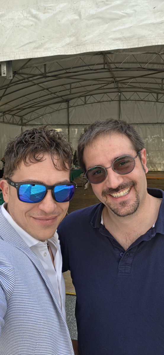 mirko_rocci's tweet photo. 🚲 Il 20 settembre ero alla Giornata europea della mobilità con 𝗟'𝗔𝗾𝘂𝗶𝗟𝗶𝘃𝗲, l'app gratuita che ho sviluppato per L'Aquila: bus, parcheggi, eventi e notizie. Decine di nuovi utenti! 🙌
Grazie ad Andrea Ferrante e al @ComuneLAquila 💙
#LAquiLive #LAquila https://t.co/30RQZhF1S8
