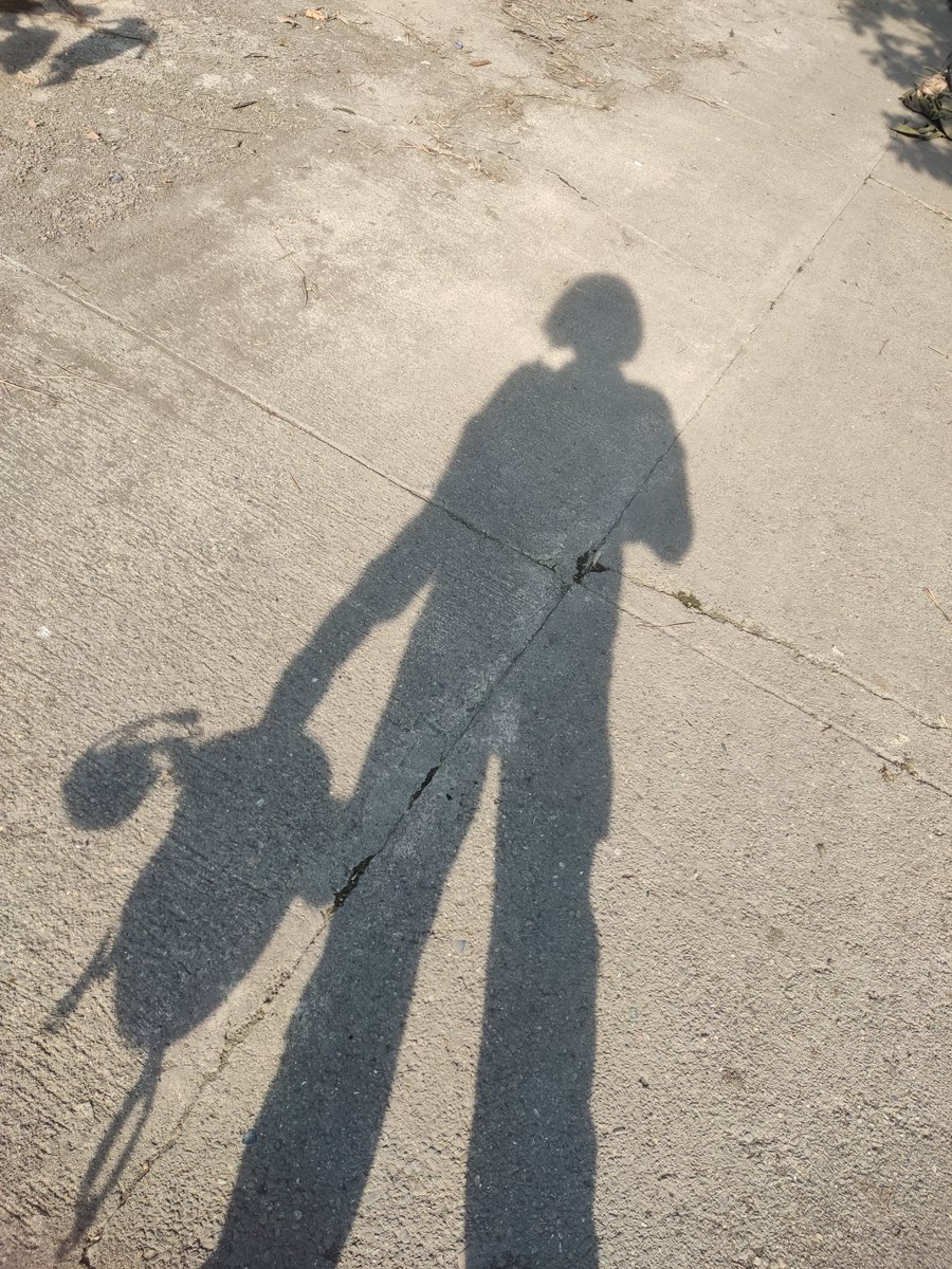 681945_000's tweet photo. very tired and sweaty girl... https://t.co/FUlBGQj5TU