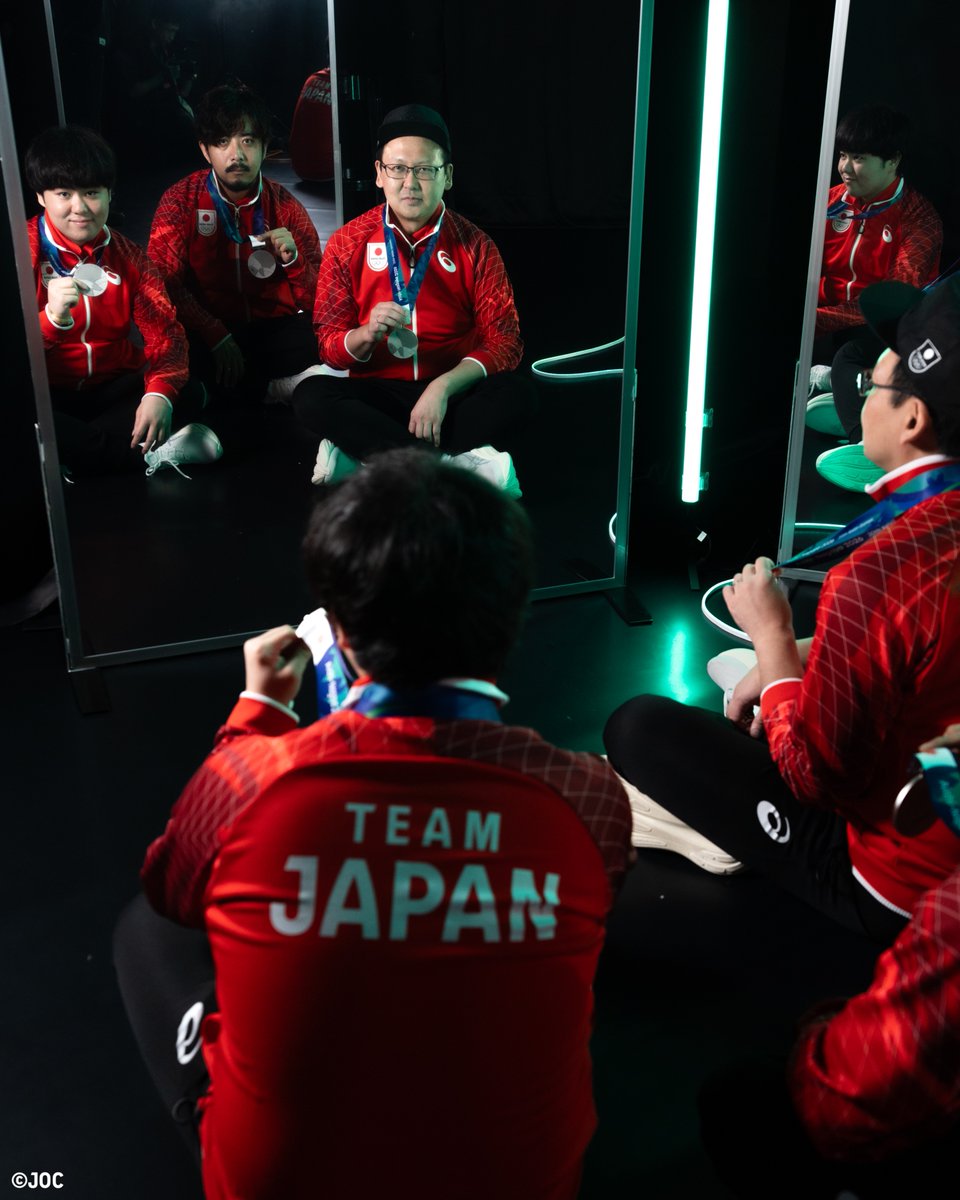TeamJapan's tweet photo. Portrait📷

#愛知名古屋2026 🇯🇵
eスポーツ／Fighting Games
樋口孝治郎 選手
中山大地 選手
澤田彰仁 選手

@JeSUofficial
@higuchi010914 
@daichinobi 
@score33333
#TEAMJAPAN #ともに一歩踏み出す勇気を