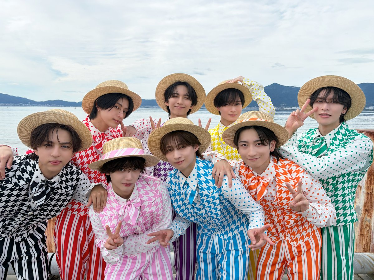 ICEx_official's tweet photo. 【ICEx 出演情報🎙️】

＼本日22:00〜！／

📻e-radio
「Special Program FEST. INAZUMA 2026」

RISING STRIKESとして出演した
ICExがメッセージをお届け！🧊

🗓️9月27日(日)22:00〜22:55
https://t.co/Qib3wvtLA2

ぜひお聴きください！👂

#フェストイナズマ
#ICEx #COOLer https://t.co/2nYkv4ZXSJ