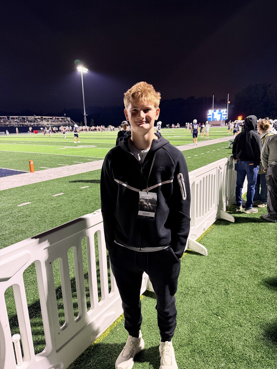 CBow2027's tweet photo. Thank you @ColinDuling and @BethelRoyalsFB for an amazing visit. It was also a pleasure to meet with Head Baseball Coach Brian Raabe.@baseball_bethel 

@Coach_Fuller @brian_g_blair @JeffSherman26 @SavageFalcon @GFCSFB @elvisgallegos31 @CoachKeith11 https://t.co/hpeVdobx79