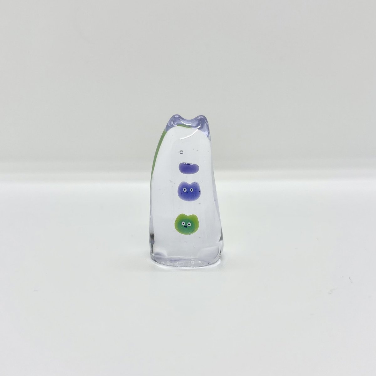 nendo1129's tweet photo. 【お知らせです】
10月30日(金)にCreemaでの販売を再開予定です！透明な置物やフィギュアなどを販売いたします！
もうしばらくお待ちください〜🐣 https://t.co/l1N4A482Ar
