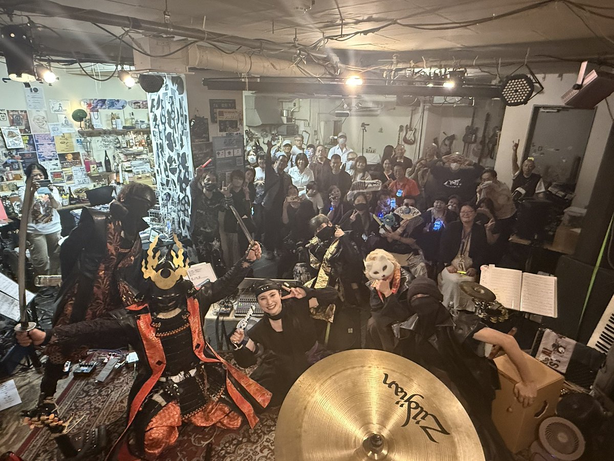 samurai_myst's tweet photo. 和装侍系音楽集団MYST.
ワンマンライブ2026秋
駿府の陣
無事終了しました。
尾張からハシゴの皆様、初めましての皆様、お久しぶりですの皆様、関係者の皆様、ありがとうございました。
次は、筑前の陣!
#和装侍系音楽集団MYST.
#freakyshow
#駿府の陣 https://t.co/TpATlbuW9W