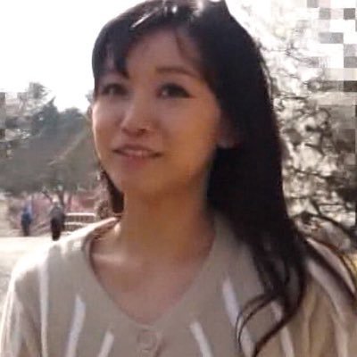 __Jacaranda_'s tweet photo. @karanewjeanz @karanewjean @gimyeon47945629 这个是谁呀？长他妈跟智障一样🤣🤣 https://t.co/hEtIsX91p9